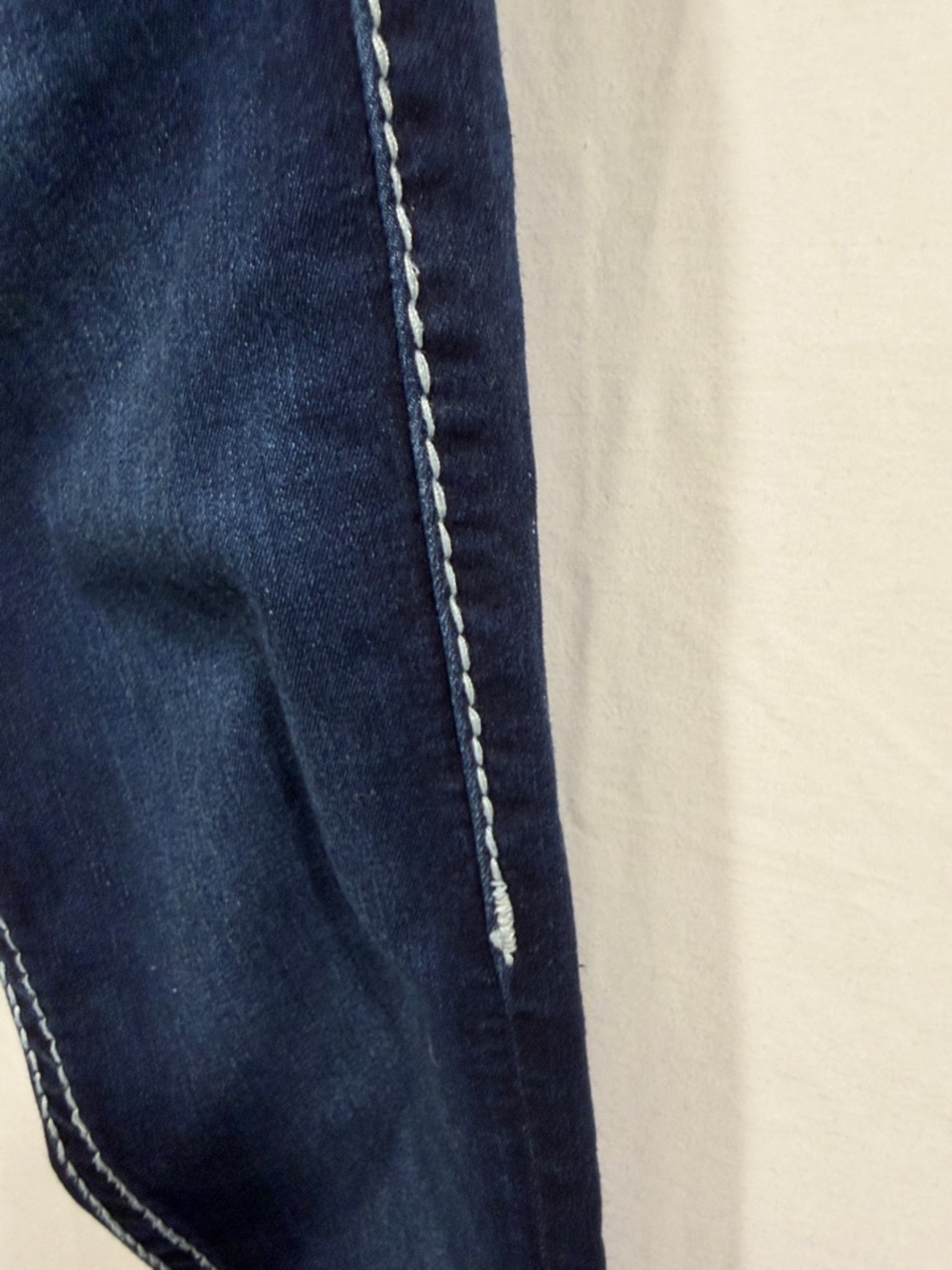 True Religion Halle High Rise Skinny Jeans Dark Wash Flap Pocket Big T 26 - Picture 14 of 16